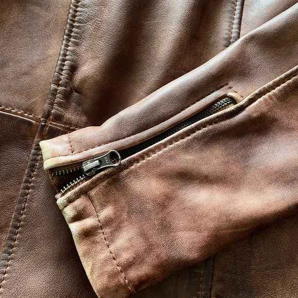 Men's Distressed Leather Jacket - Picture 12 of 13